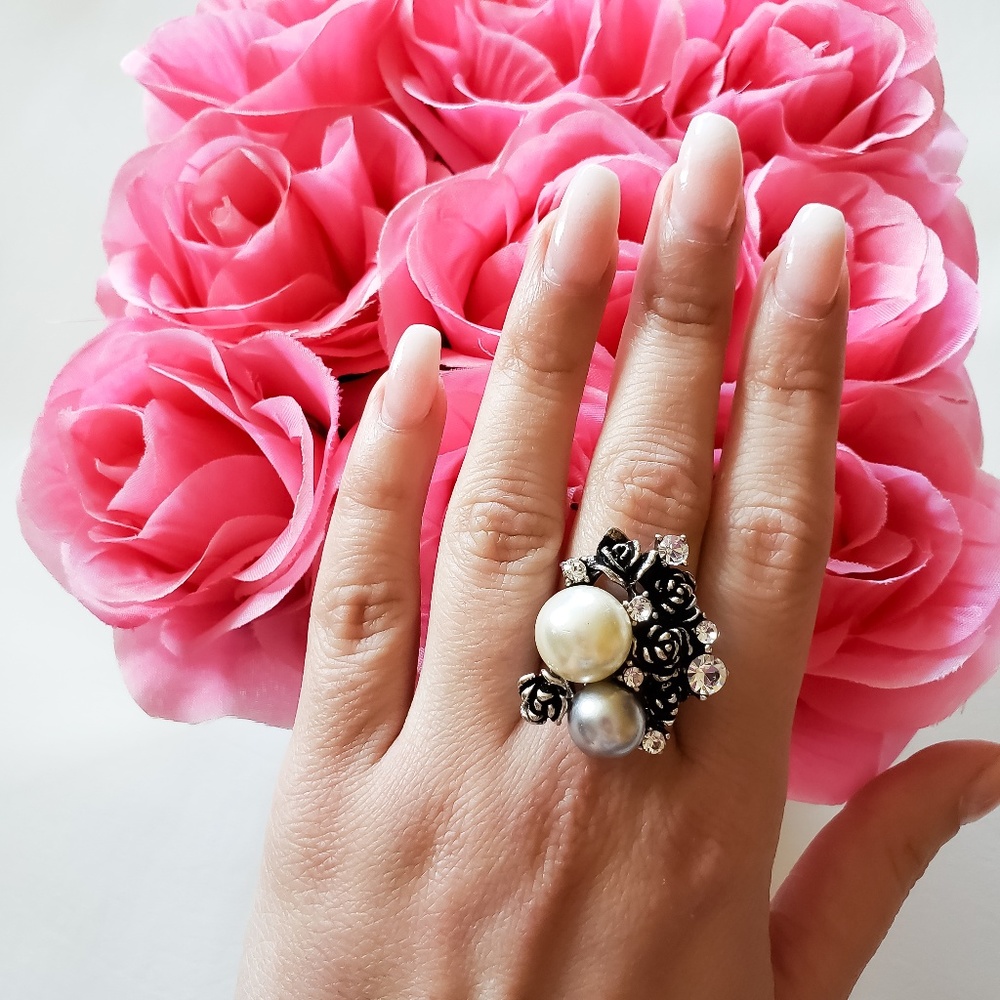 Fashion jewelry  Statement ring